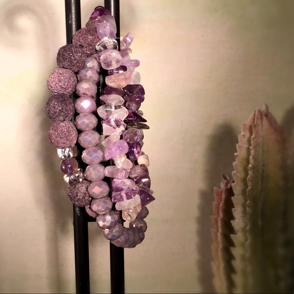 ▫️Amethyst ▫️ Lava Rock Diffuser Bracelet Set ▫️ - Picture 2 of 4